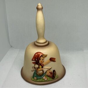 Vintage 1979 Second Edition Goebel Hummel Annual Bell
